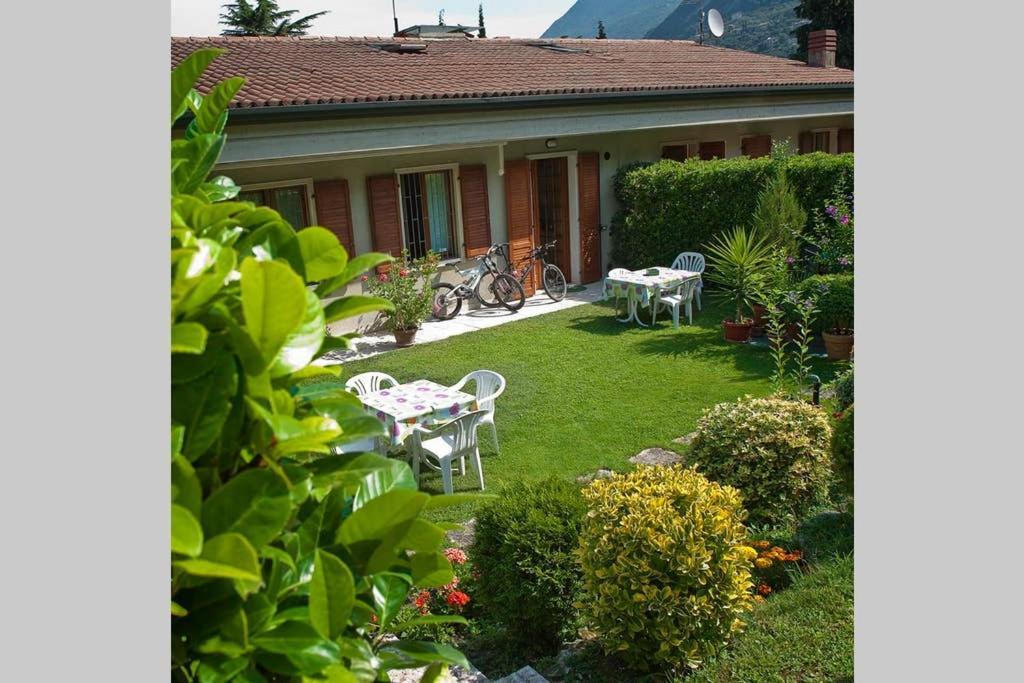Casa Facchinetti Orange Apartment Malcesine Buitenkant foto